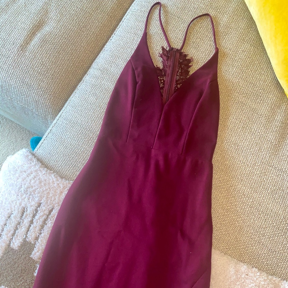 Wine red bodycon lace dress